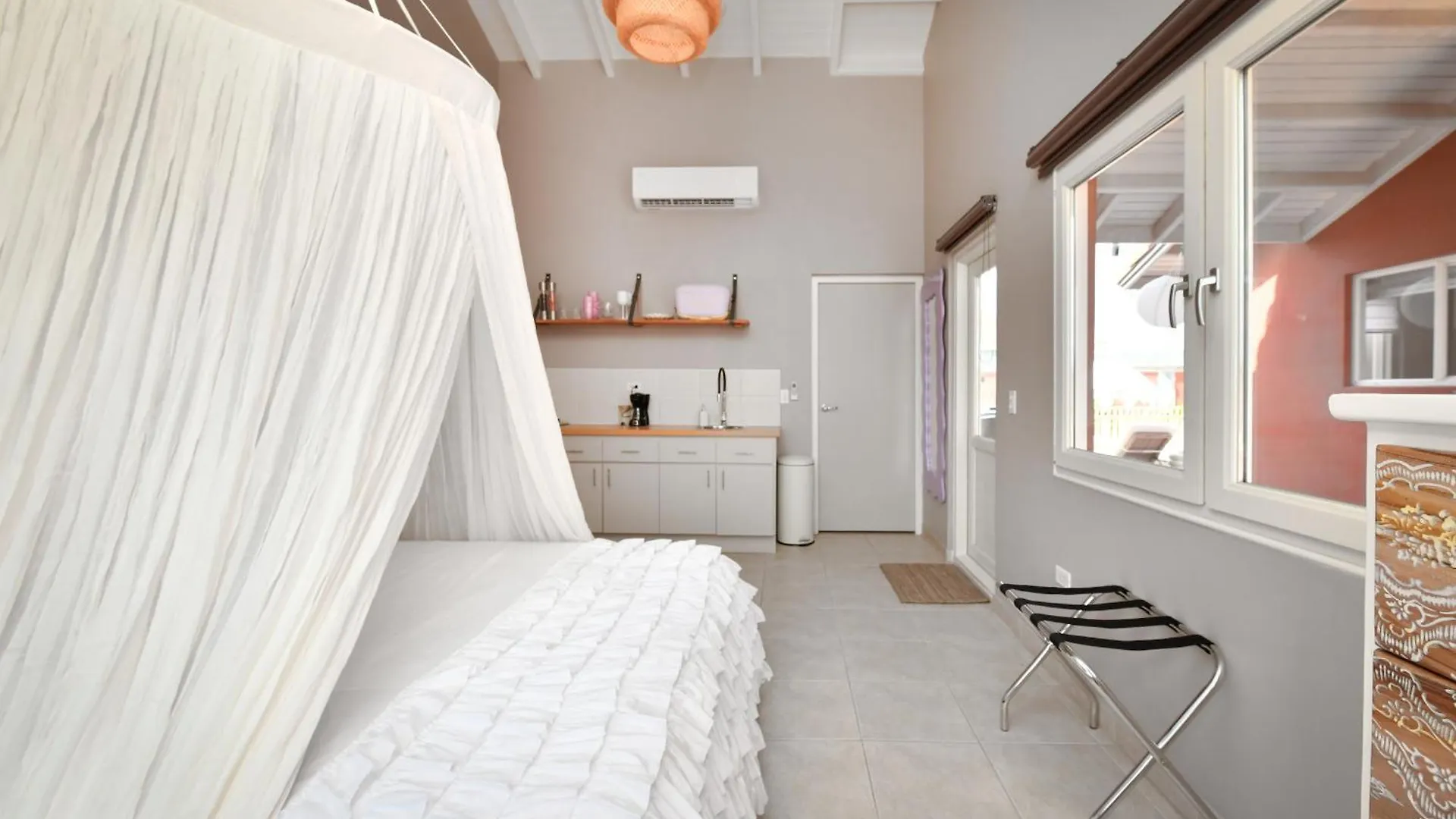 Moderne Studio Sun Dichtbij De Zee Met Zwembad Oranjestad Apartment